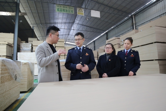 融水苗族自治縣稅務(wù)局 “點對點”服務(wù)助企“加速跑”，優(yōu)化版權(quán)代理發(fā)展環(huán)境